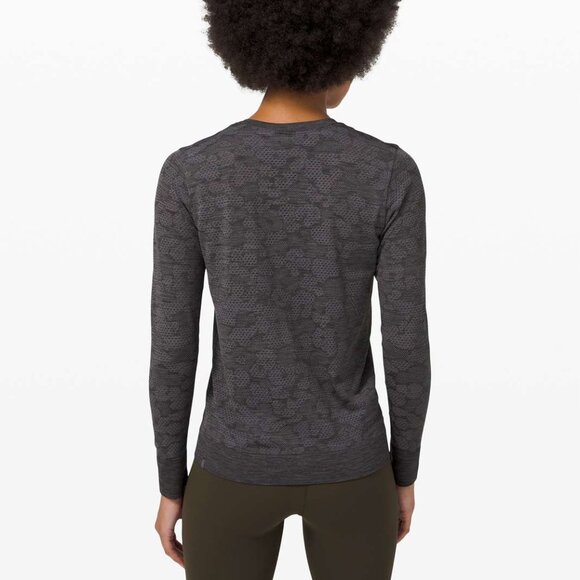 Lululemon Breeze By Long Sleeve Polar Spots Titanium / Black - Picture 2 of 8